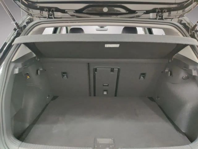 Volkswagen Golf 1.5 TSI Plus