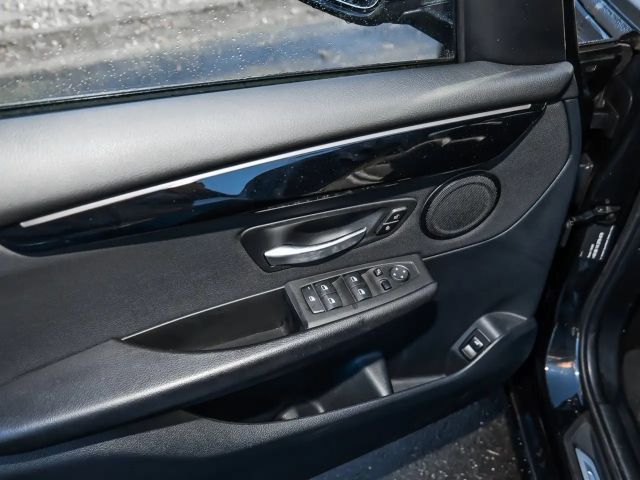 BMW 220 220i Sport Line