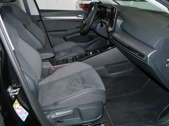 Volkswagen Golf 2.0 TDI DSG Style Variant