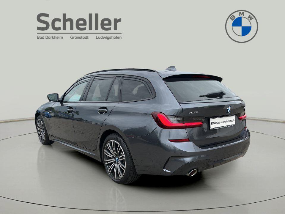 BMW 330 330e Touring xDrive