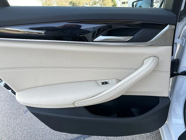 BMW 530 530e Touring