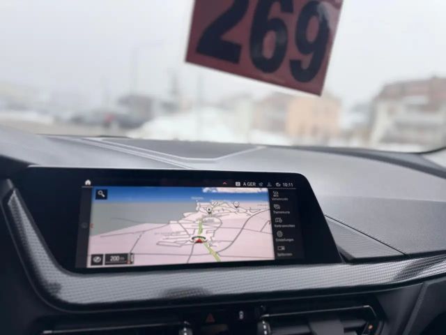 BMW 120 120i Sedan Sport Line