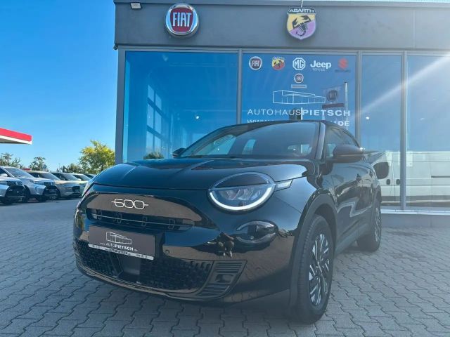 Fiat 600e Hybrid Edition*Kamera*Apple*Automatik*SHZ*