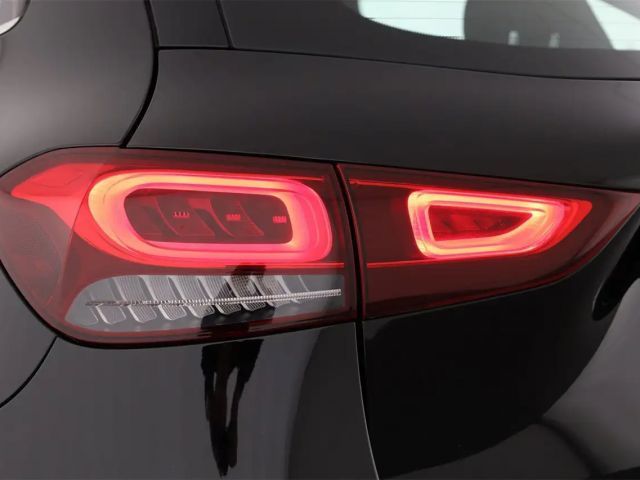 Mercedes-Benz GLA 180 GLA 180 d