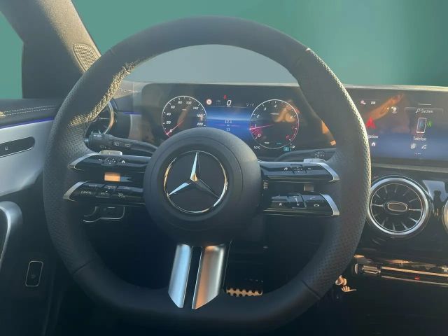 Mercedes-Benz CLA 180 AMG Line Shooting Brake