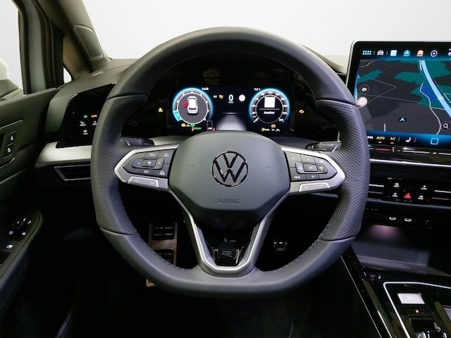 Volkswagen Golf 1.5 eTSI DSG R-Line