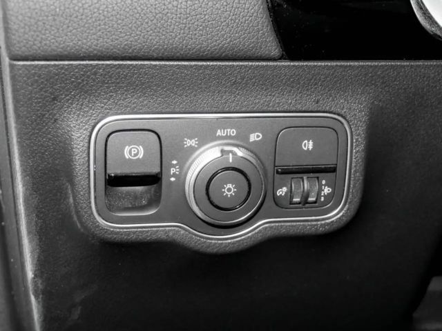 Mercedes-Benz B 250 B 250 e