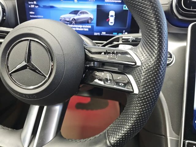 Mercedes-Benz C 200 AMG Line Sedan