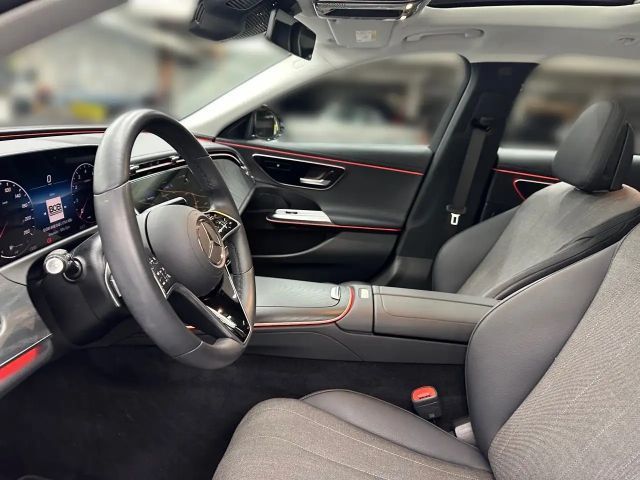 Mercedes-Benz E 200 AVANTGARDE Estate
