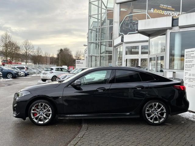 BMW 220 220i Coupé M-Sport