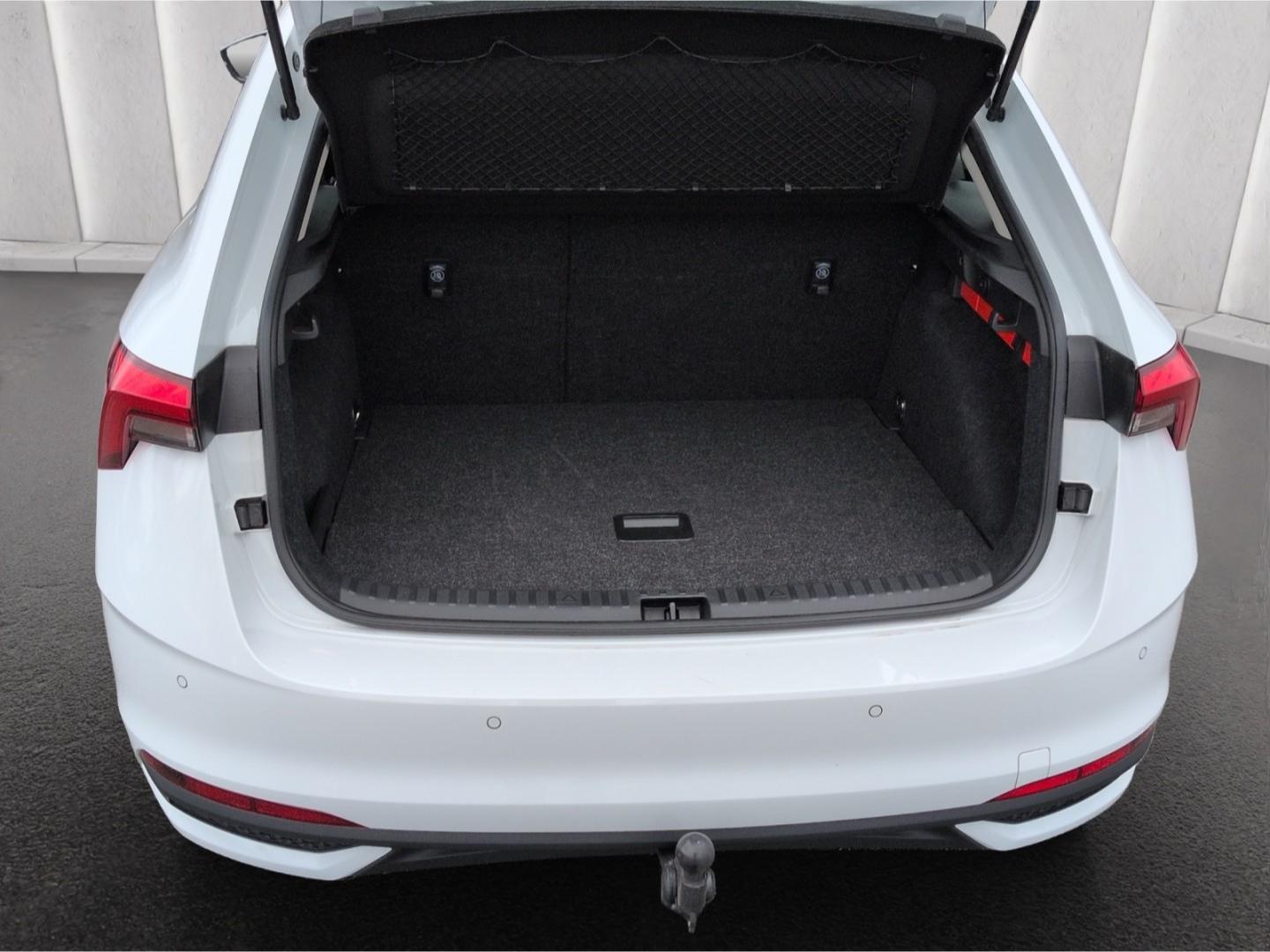 Skoda Scala Essence TSI*DSG AHK LED SHZ Tempo digCockp