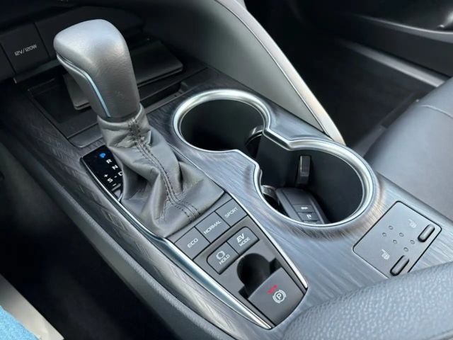 Toyota Camry Hybride Lounge