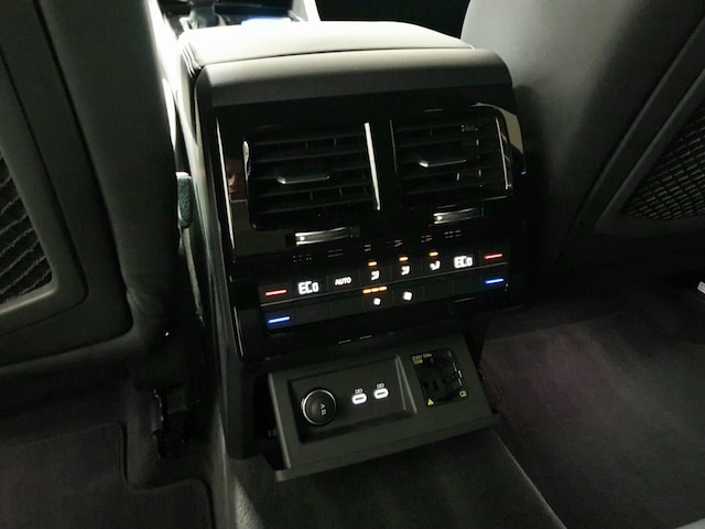 Volkswagen Touareg 3.0 V6 TDI R-Line