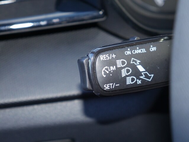 Skoda Fabia 1.0 MPI LED SITZHZG SMARTLINK PDC-hinten KLIMAANLAGE GJR