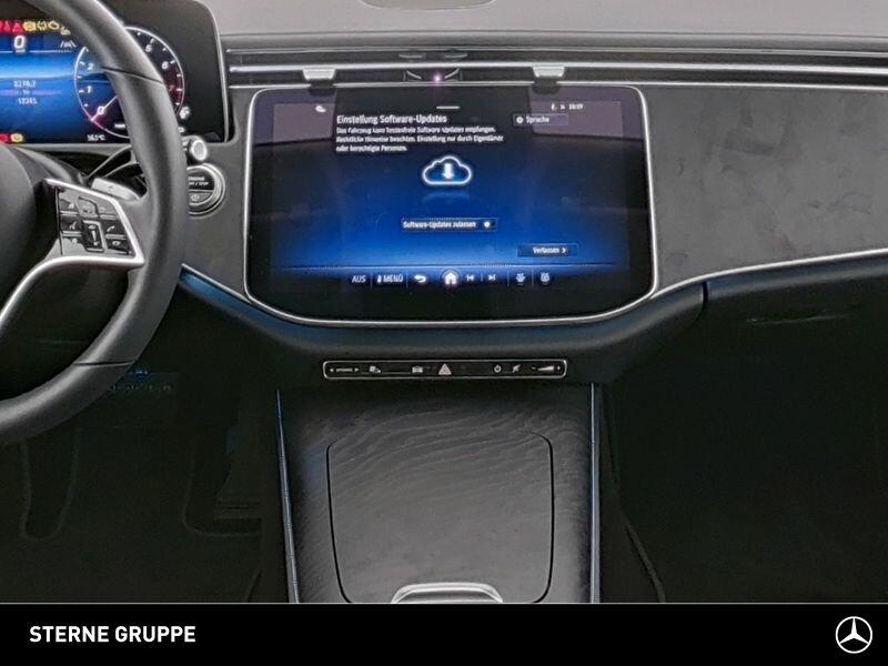 Mercedes-Benz E 200 AVANTGARDE Estate