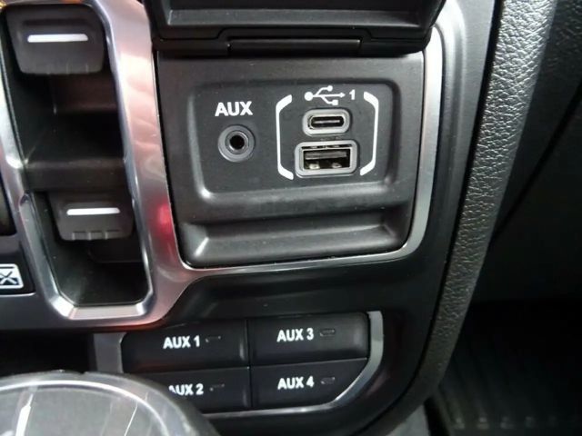 Jeep Wrangler 4xe Sahara