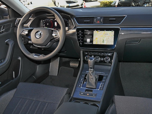 Skoda Superb 2.0 TDI Combi Style Style