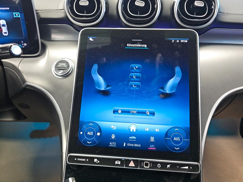 Mercedes-Benz C 200 AMG Line Sedan