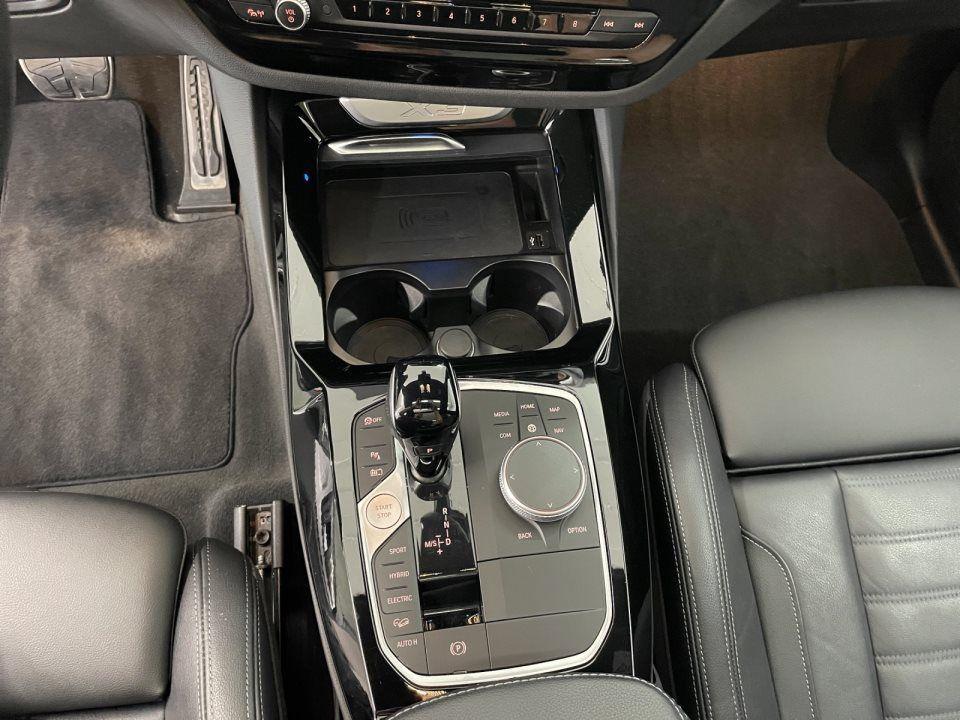 BMW X3 xDrive30e