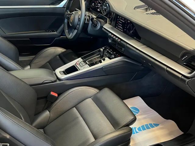 Porsche 992 4S Carrera Coupé