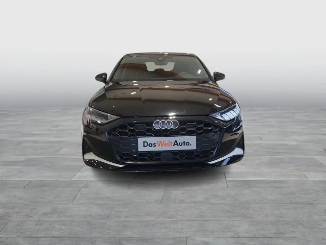 Audi A3 30 TDI Sedan