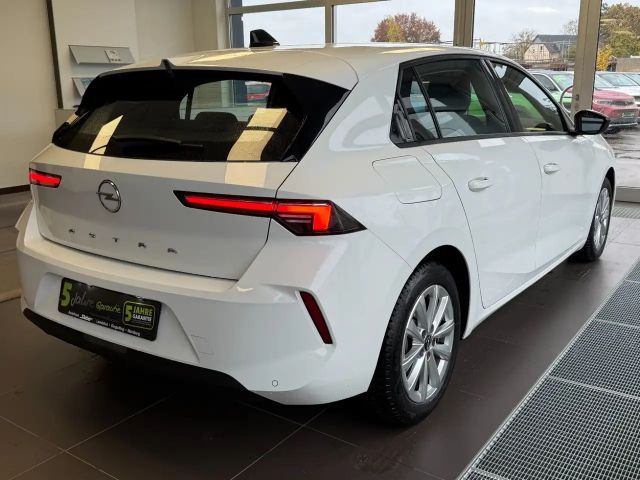 Opel Astra 1.2 Turbo Edition Turbo