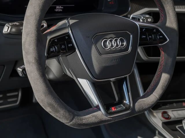 Audi RS6 Avant Performance Quattro