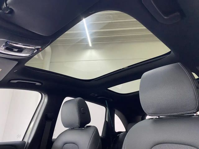 Mercedes-Benz B 200 PRO+NIGHT+PANO+KEYLESS+MULTIBEAM+KAMERA