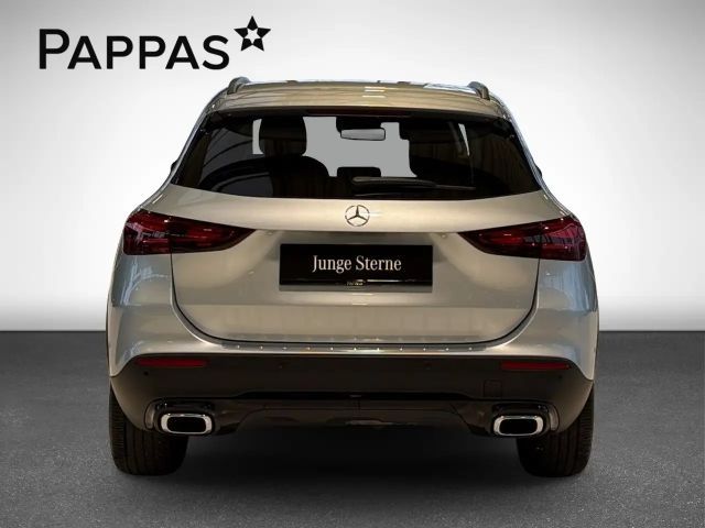 Mercedes-Benz GLA 200 Progressive