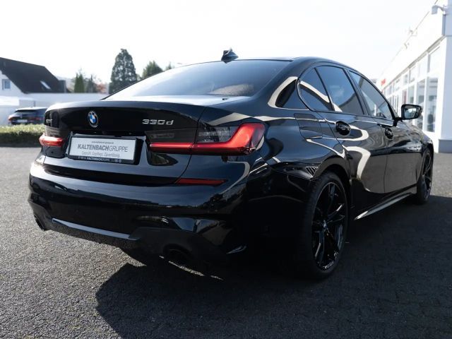 BMW 330 330d M-Sport Sedan xDrive