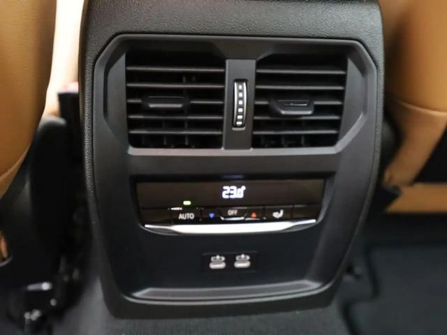 BMW 318 M-Sport Sedan