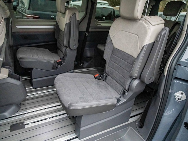 Volkswagen Multivan 2.0 TDI Lang Pro T7