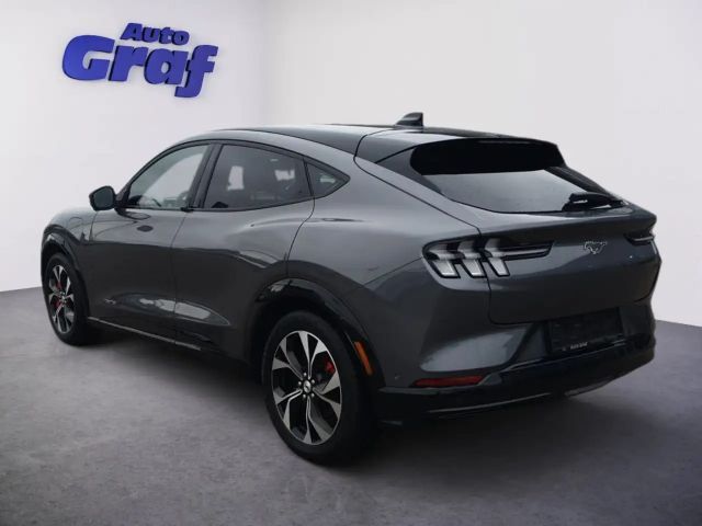 Ford Mustang Mach-E Extended range