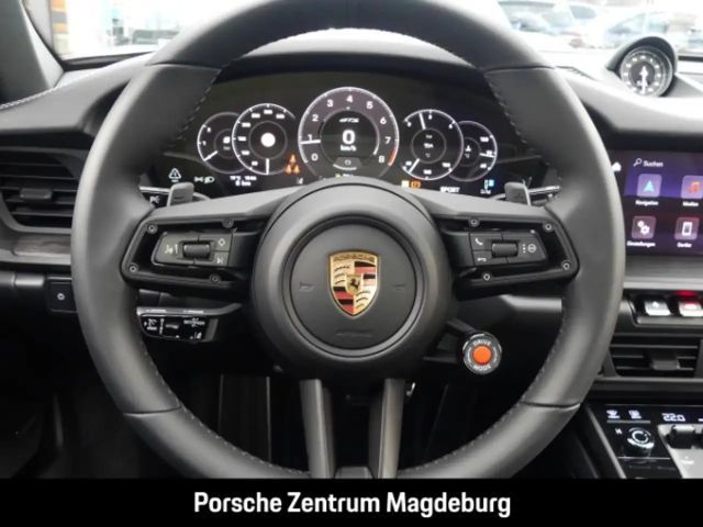 Porsche 992 Cabrio Carrera GTS