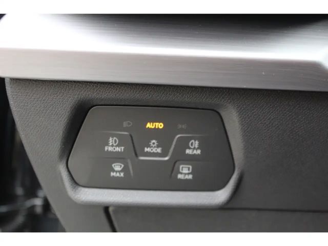 Seat Leon 1.5 TSI DSG FR-lijn Sportstourer