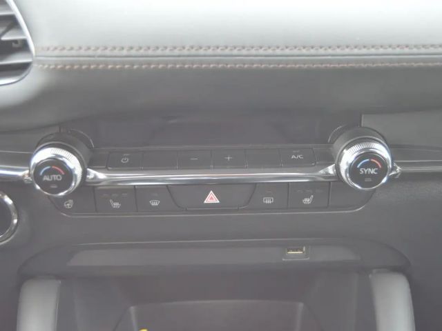 Mazda 3 Selection