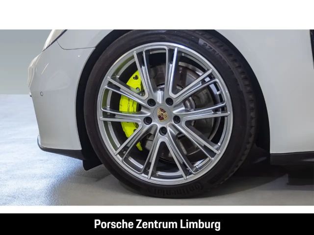 Porsche Panamera 4 E-Hybrid