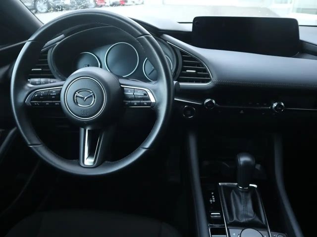 Mazda 3 Exclusive-line