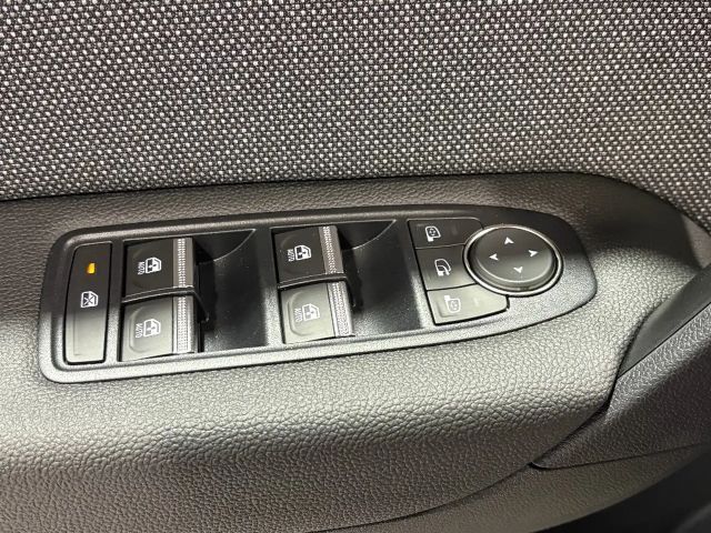 Mitsubishi Grandis 1.8 First Edition HEV