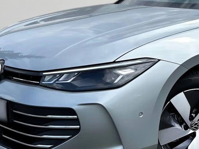 Volkswagen Passat 1.5 eTSI Business DSG