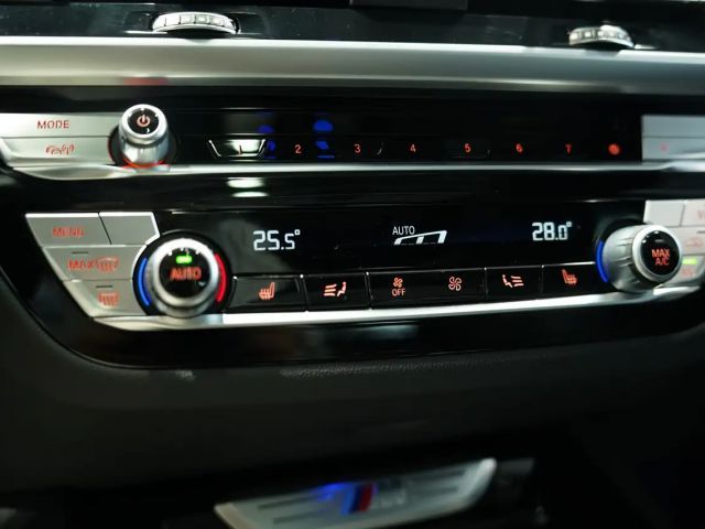 BMW X3 d *1.H *21 Zoll *H-UP *Pano *AHK *Schale