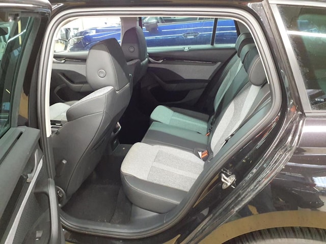 Skoda Octavia Combi Selection