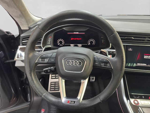Audi RS Q8 Quattro