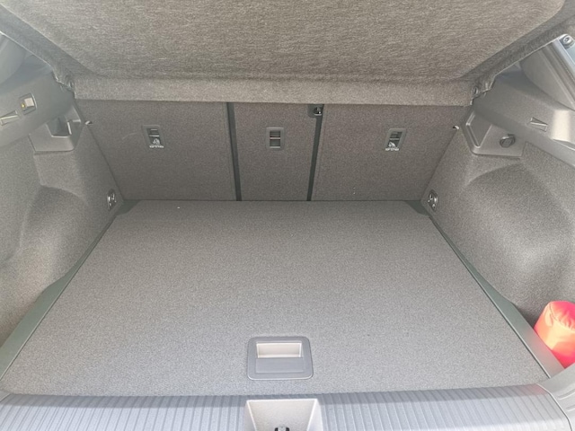 Volkswagen T-Roc T-ROC NF 1.5 RLineB 110eTSID7F