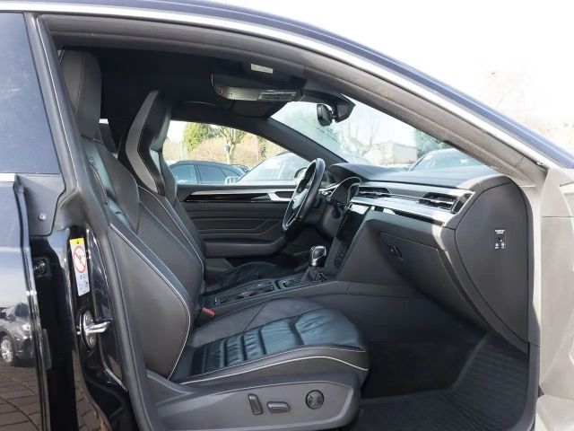 Volkswagen Arteon R-Line eHybrid