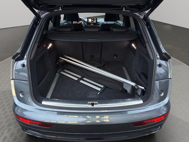 Audi SQ5 SUV TDI tiptronic Audi SQ5 SUV