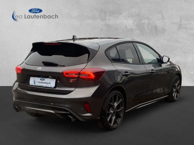 Ford Focus Limited ST Line