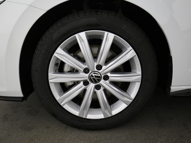 Volkswagen Touran 1.5 TSI DSG R-Line