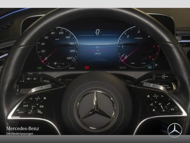 Mercedes-Benz E 220 AVANTGARDE E 220 d Estate