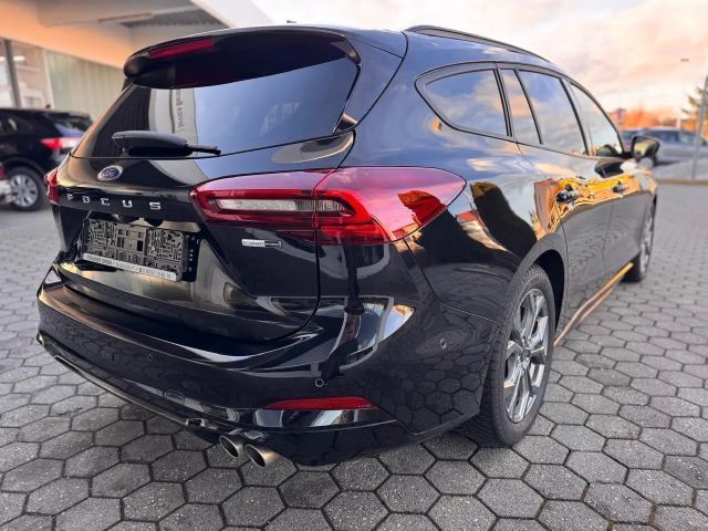 Ford Focus ST Line Wagon